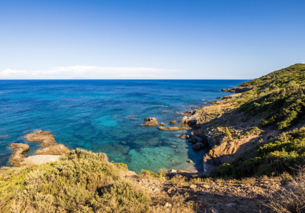 le sentier des douaniers en corse
